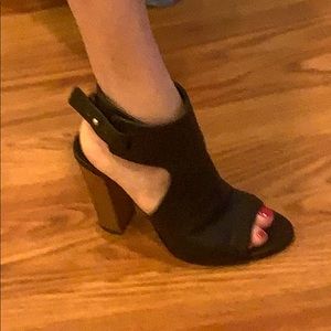 Vince leather chunk heel